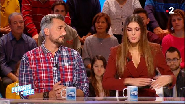 Fou rire dans Les enfants de la télé après une question de Laurent Ruquier à Iris Mittenaere - Regardez
