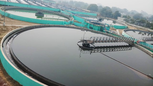 PM Modi ने दिखाई बदलते Varanasi की तस्वीर, आप भी देखें । वनइंडिया हिंदी