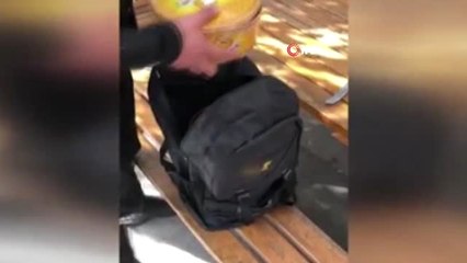 Gaziosmanpaşa'da Durdurulan Sürücünün Çantasından Uyuşturucu Çıktı...şüpheli Sürücü Kamerada