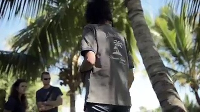 Huile coco, lait de coco, bonbons à la noix de coco, punch coco... On vous dira tout sur les mille usages du cocotier et de sa noix ! En savoir plus =>