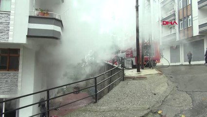 Samsun'da Yangın Paniği 2'si Çocuk 5 Kişi Dumandan Etkilendi