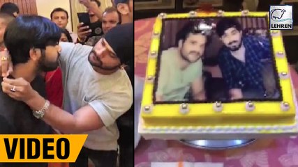 Khesari Lal पहुंचे अपने इस करीबी के जन्मदिन पार्टी में,दिया खास तोहफा