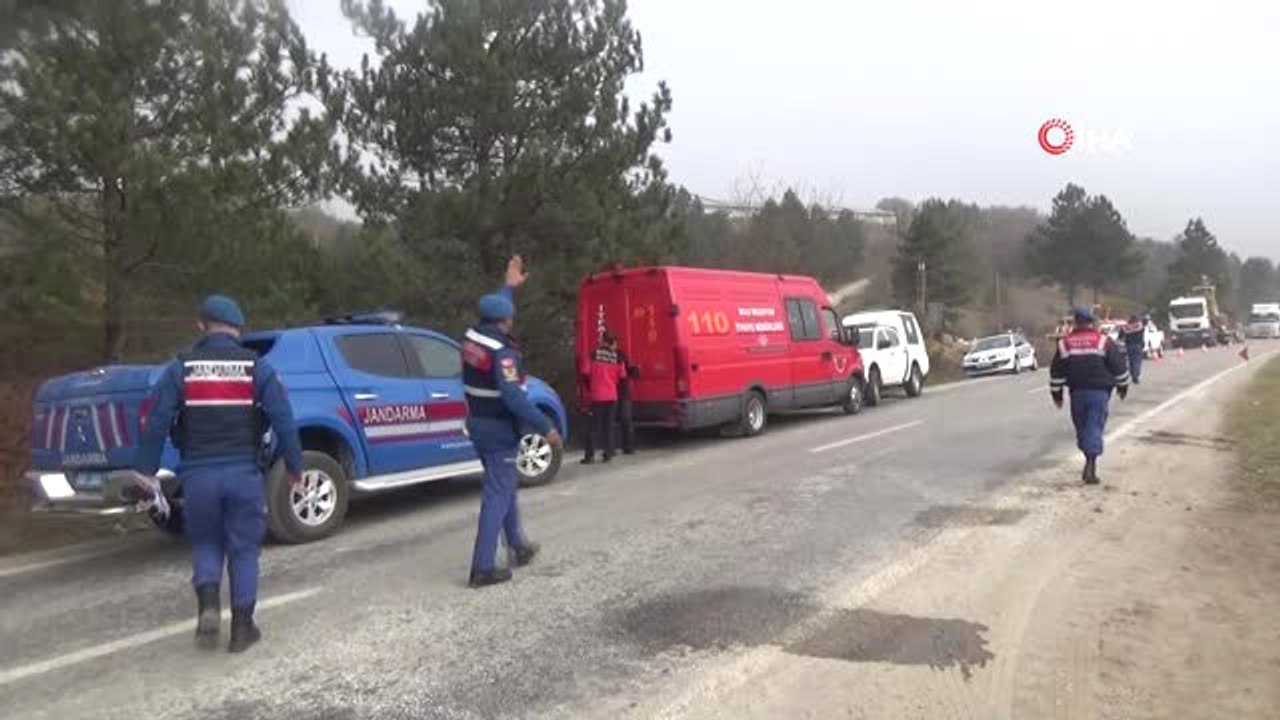 Bolu'da Öğrencileri Taşıyan Otobüs Zincirleme Kazaya Karıştı: 11 Yaralı