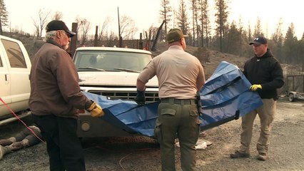 Califórnia busca vítimas de incêndio