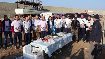 Antalya'da Zıpkıncılar İşgalci ve Zehirli Aslan Balığı İçin Daldı