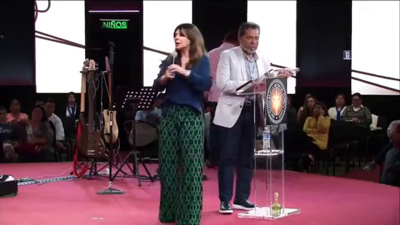 Como nos atamos - Mariam Delgado & Alberto Delgado