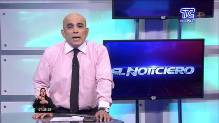 Policía encontró 100 mil dólares dentro de una camioneta abandonada en Portoviejo