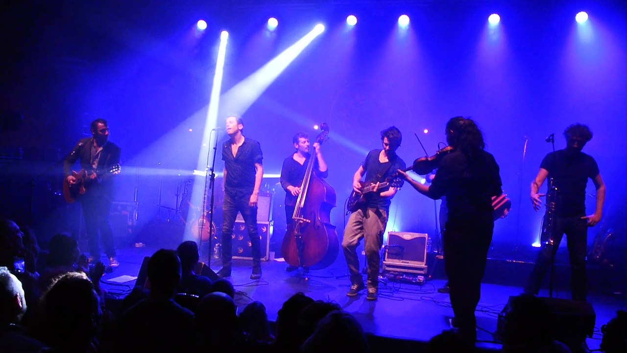 Les Hurlements d'Léo : "Quand tu seras là bas"