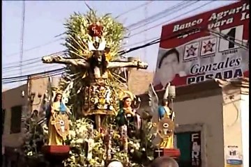 07.SEÑOR DE LA AGONA DE PISCO semana santa2006 salida san clementewmv