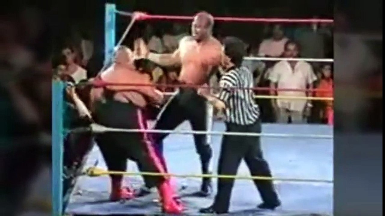 Debo From Friday In His First Wrestling Match Out There, No Idea What He Is Doing