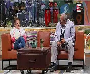 بيومي فؤاد يجيب على سؤال "أنا وبنتي" لية إحنا بنشتغل