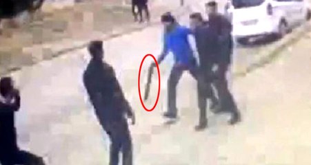 Eski Kız Arkadaşının Sevgilisini Dövüp, Silah Çekerek Kaçırmaya Çalıştı