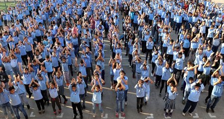 Aydın'da Bir Ortaokulun Öğrencileri, Sabahları Müzikli Egzersiz Yapıp Derse Başlıyor