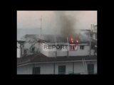 Report TV - Përfshihet nga flakët hoteli në mes të Sarandës