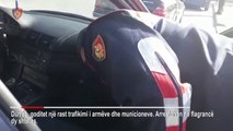 Pa Koment - Durrës, arrestohen 2 të rinj, u kapën me armë në makinë
