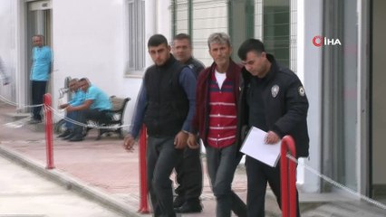 Posaların altında kalan çocuk yaşam savaşı veriyor