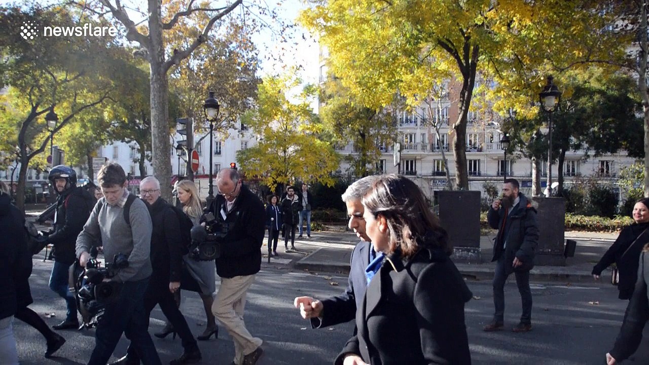 Mayors of London and Paris hold anniversary vigil for Bataclan terror victims