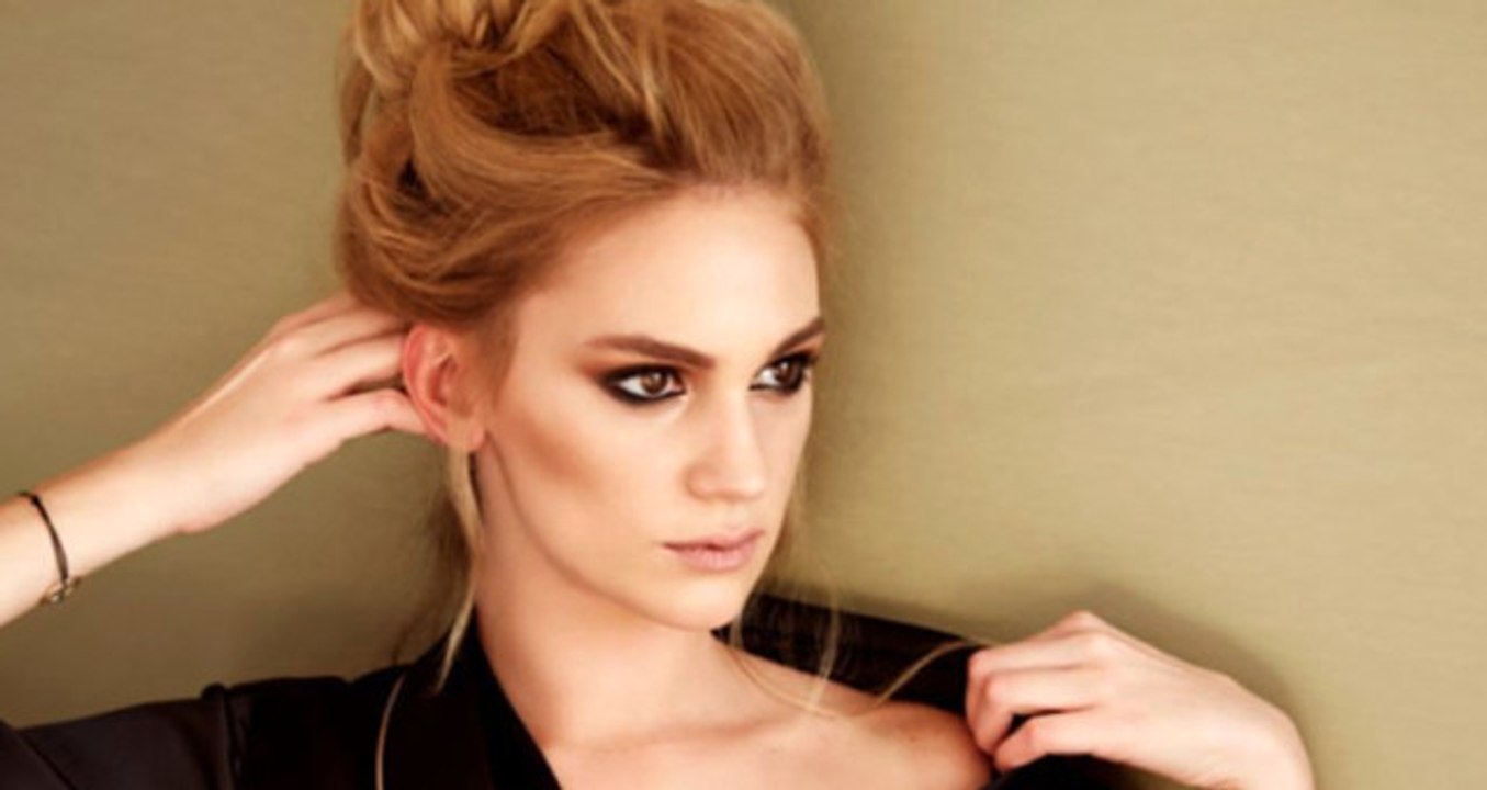 Farah Zeynep Abdullah, Müzik Dünyasına Adım Atıyor