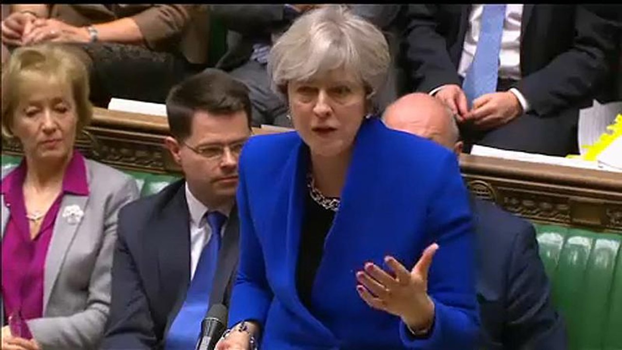 Kabinettssitzung: May unter Druck