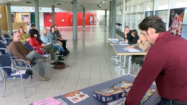 Quatre exposants locaux invitent à venir visiter leurs stands.