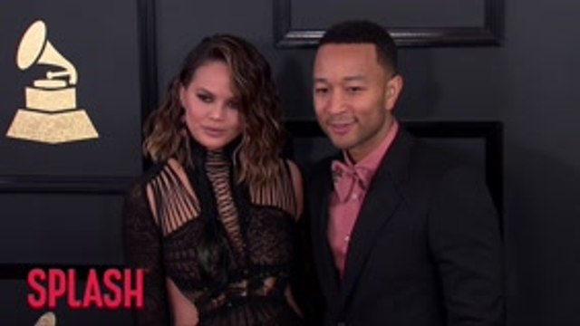 John Legend pays tribute to Chrissy Teigen