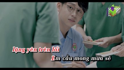 [Karaoke] Nắm Tay Em Khi Cơn Mưa Đến - Ái Phương [Beat]