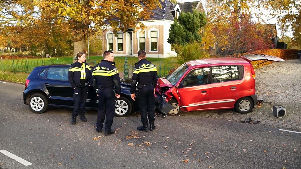 Gewonden bij frontale aanrijding op Kerkweg in IJhorst