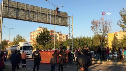 İntihar etmek isteyen vatandaşı baş polis ikna etti