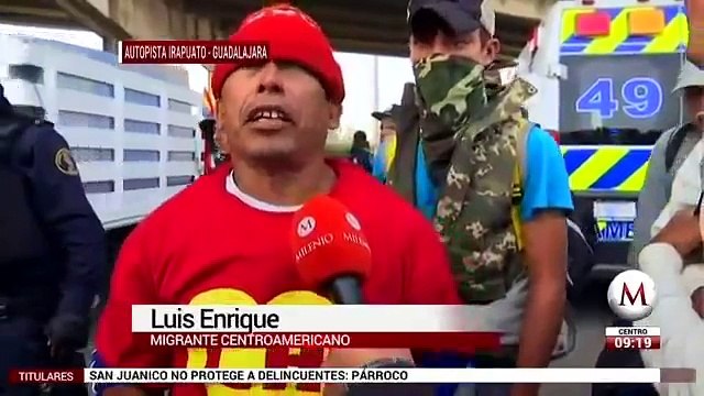 'Unidos estamos seguros, solos nos chingan la madre', Migrante