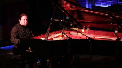 İSTANBUL’DA FAZIL SAY RÜZGARI ESTİ…