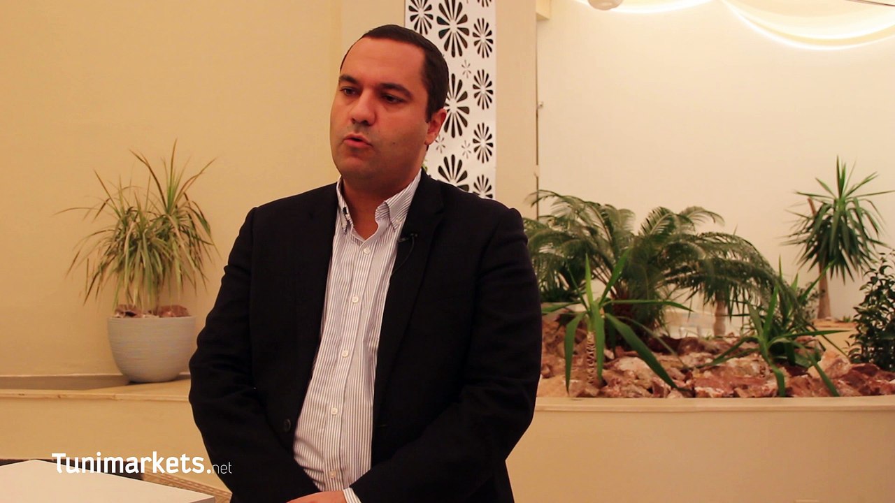 Dr. Fazenda : Nous aspirons à arrêter la fabrication des cigarettes pour fabriquer uniquement des produis sans fumée