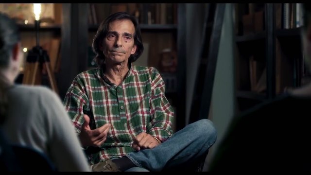 Tráiler documental Los demás días , dirigido por Carlos Agulló, que trata sobre los cuidados paliativos.