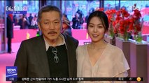 [투데이 연예톡톡] 홍상수·김민희, 근황 포착…