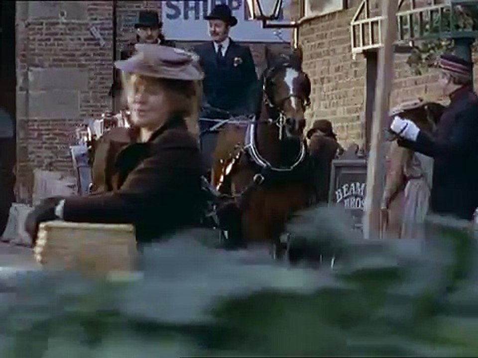 MoSH S01E06 The Cardboard Box