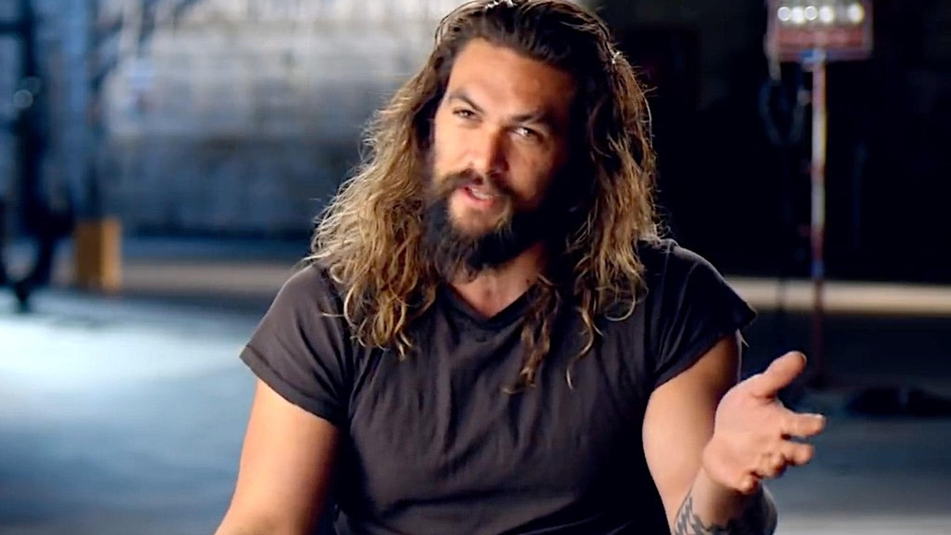 Aquaman with Jason Momoa - Behind the Scenes - video Dailymotion