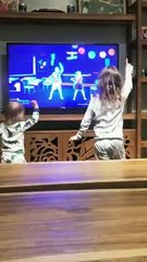 OLI y BALTA bailando - 02 de Octubre