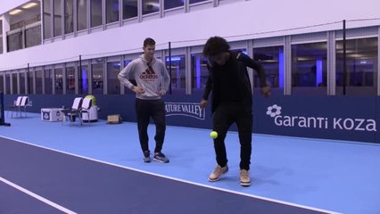 Petenis Dominic Thiem Adu Kemampuan Dengan Bintang Chelsea Willian