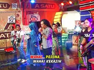 Evie Tamala feat Sodiq - Wahai Pesona [Official Music Video]