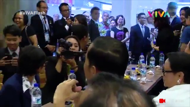 TKI Ini Sampai Nangis Makan Bareng Jokowi