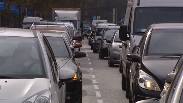 El Gobierno quiere ponerle fecha de caducidad a los coches diésel y de gasolina