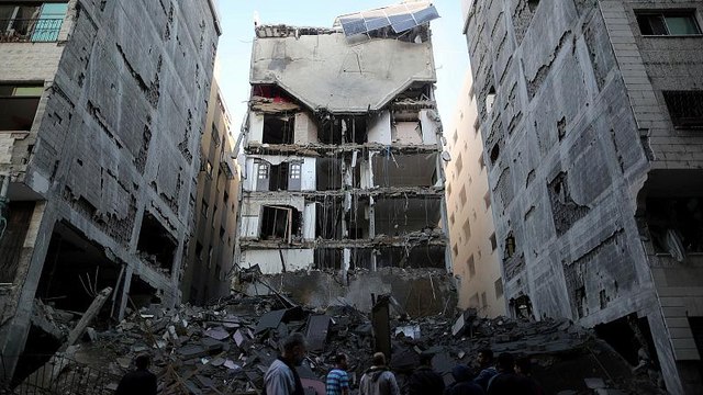 Gaza: Hamas annuncia il cessate il fuoco . Israele tace