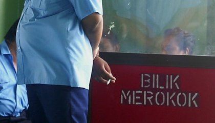 Ministry will not compromise protest, smoking ban to roll out in Jan 2019