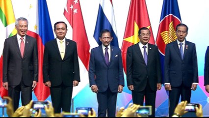 Singapore summit: US-China trade war dominates talks