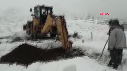 Erzincan Köylülerin Yardımına Özel İdare Ekipleri Yetişti