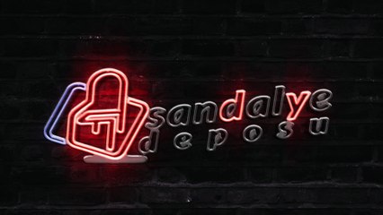 Gabriel eyfel ayaklı bar sandalyesi