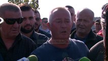 Protestë për automjetet e vjetra - Top Channel Albania - News - Lajme