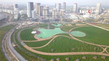 Bakan Kurum, Başakşehir Millet Bahçesi'nde İncelemelerde Bulundu