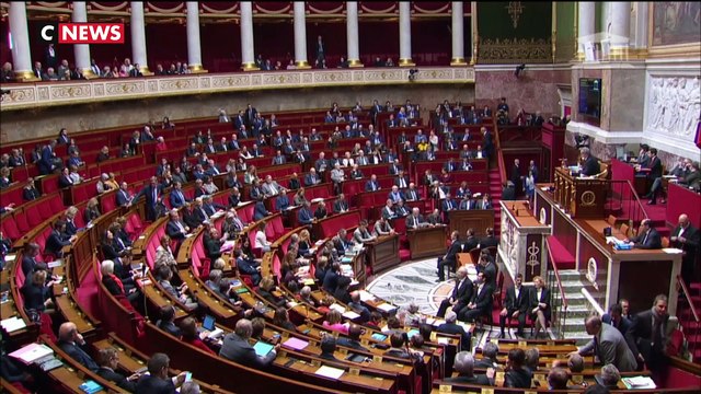 Les comportements de l'opposition face au 17 novembre