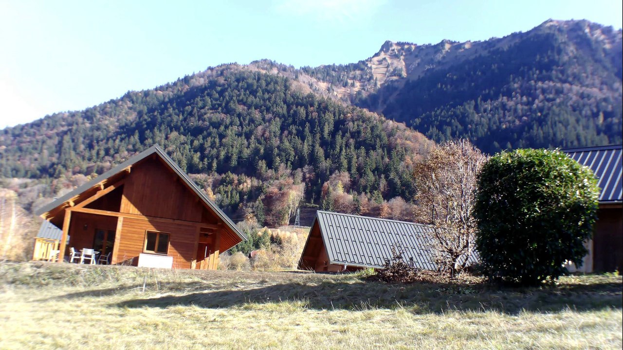 Trois chalets viennent compléter l’offre d’hébergement au Val de Tamié
