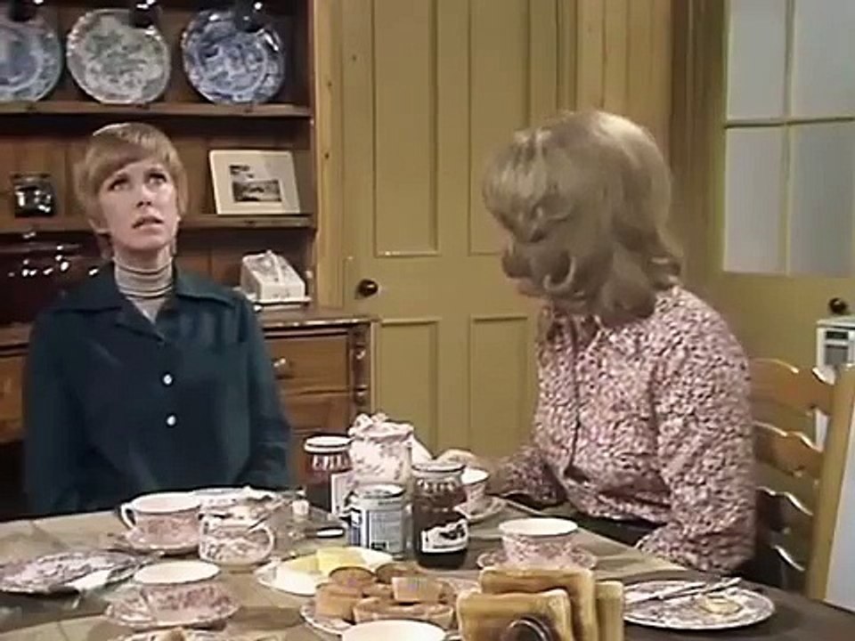 And Mother Makes Five - S04E02 - None So Blind